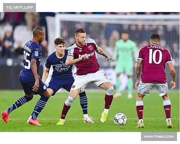 门兴格拉德巴赫防线表现稳健 门兴格拉德巴赫防线表现稳健